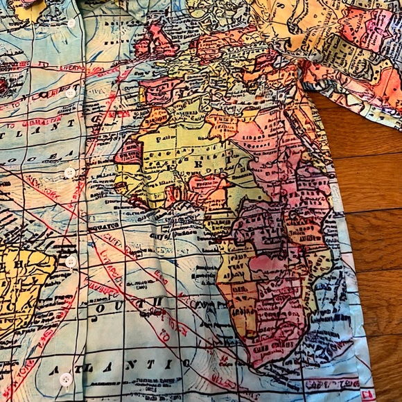 World Map Button Down - NWOT - Picture 3 of 4